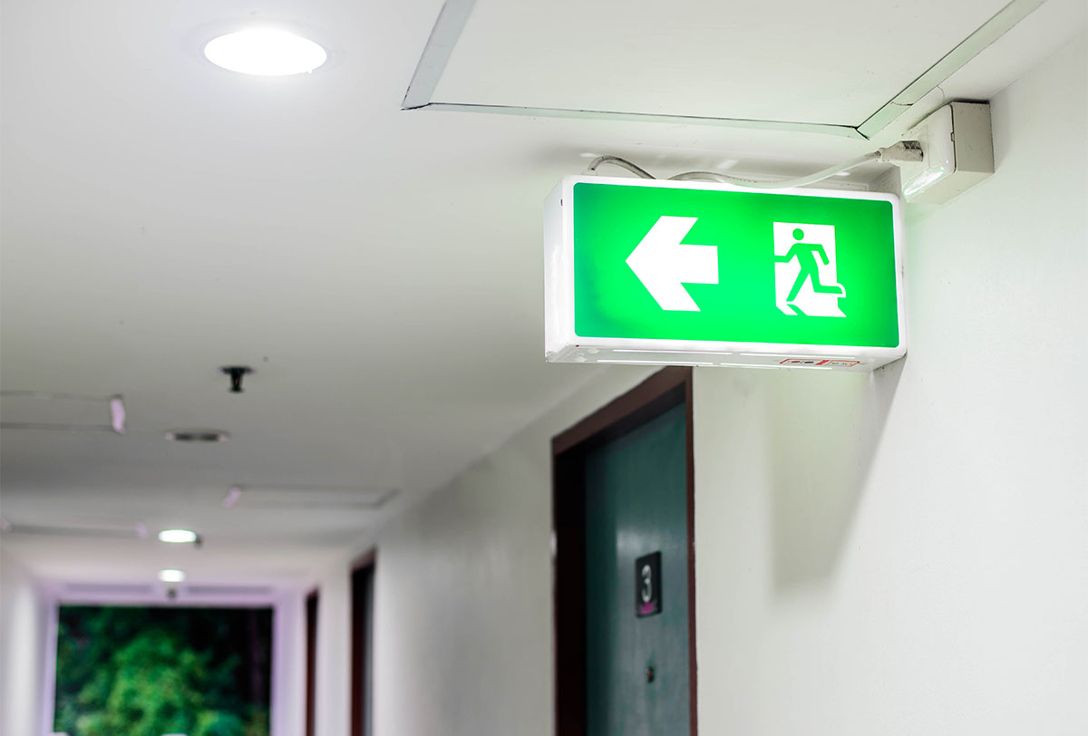 EMERGENCY LIGHT SYSTEM